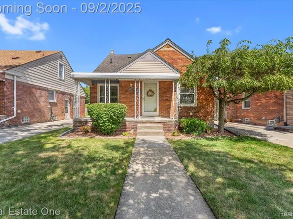 15596 Horger Ave, Allen Park, MI 48101