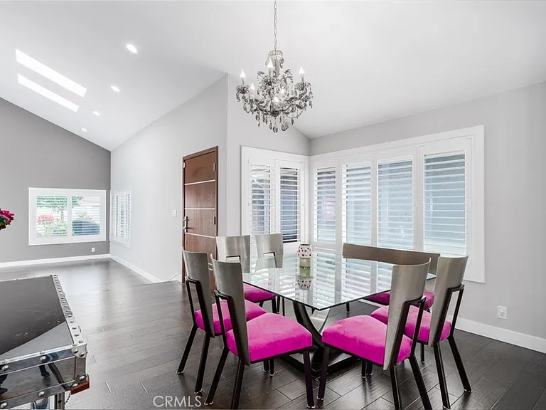 13014 Espinheira Dr — Photo 9