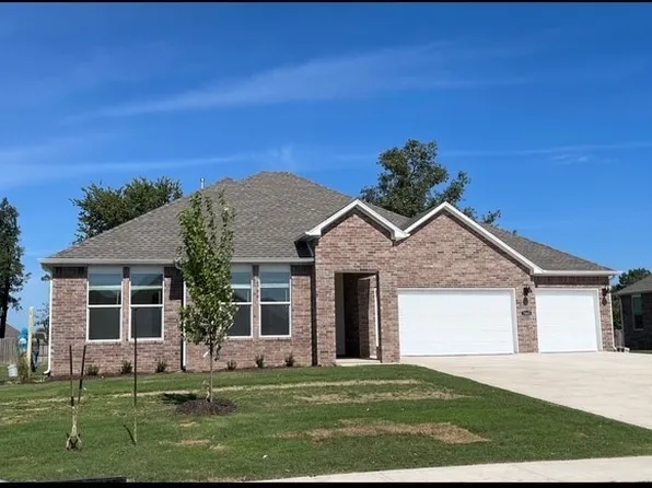 7005 E Sugarloaf St, Siloam Springs, AR 72761