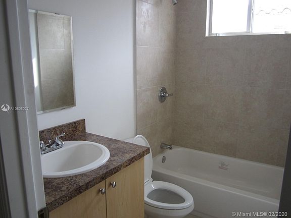 4th image of 29 Oviedo Ave APT 4