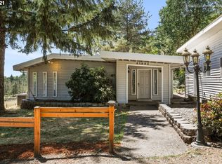 45898 SW Maple Ln, Gaston, OR 97119