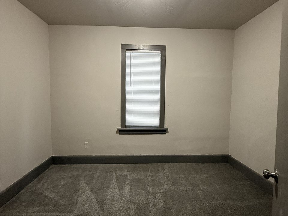 2nd image of 3023 N 21st St