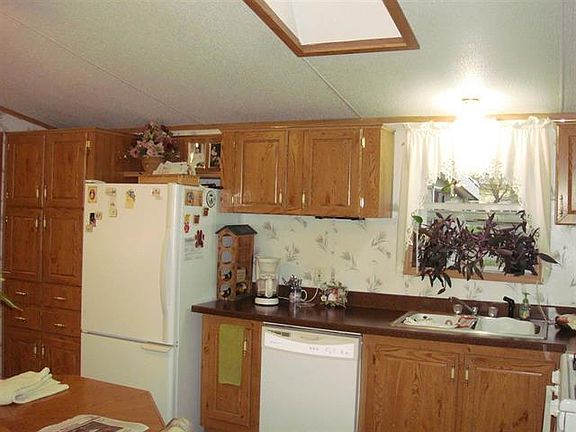 3rd image of 510 Irvin St