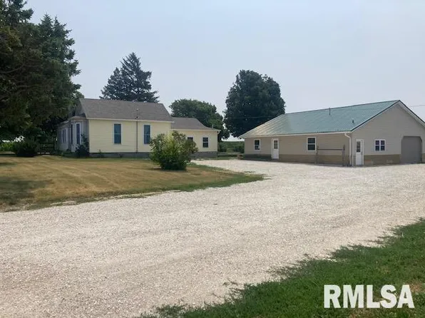 569 60th Ave, Roseville, IL 61473