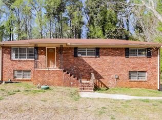 2002 Silver Creek Dr, Austell, GA 30168