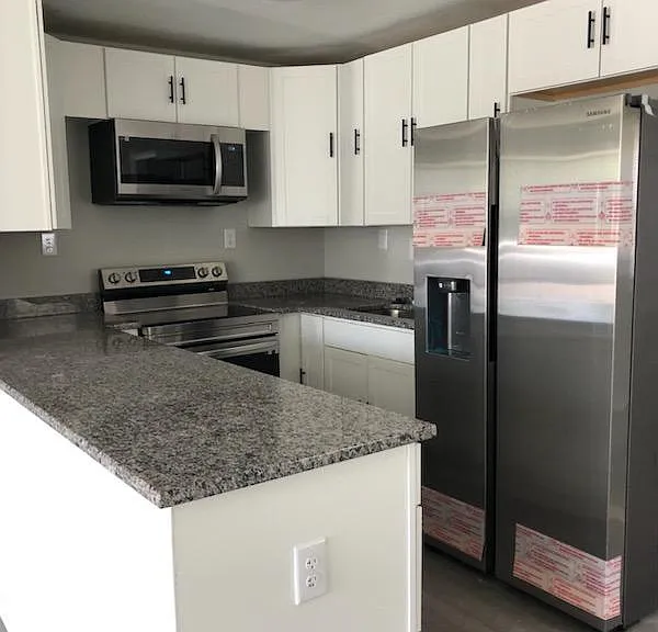 2903 Lawson St — Photo 3