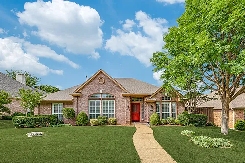 1417 Honey Locust Dr Photo 1