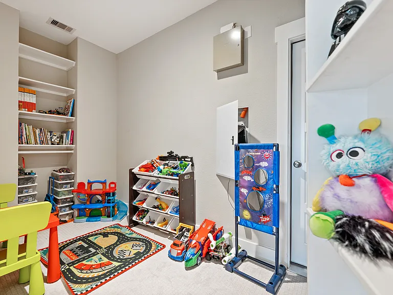 2508 Yuma Trl — Photo 19