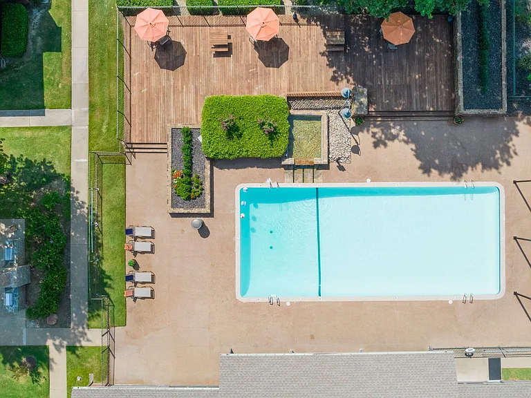 Echo Trail Apartments - Lease Today & Save $300 OFF Move-In Costs! — Photo 64