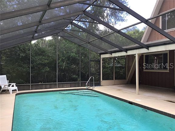 5th image of 42051 Pine Valley Dr