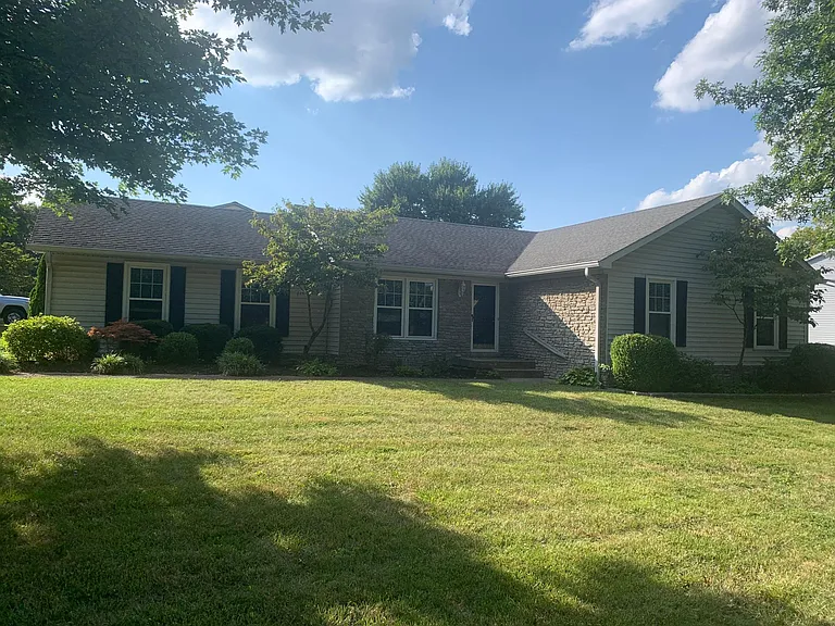 3531 Winthrop Dr — Photo 2