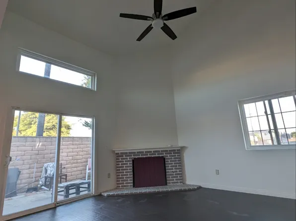 9323 Cedar St APT D, Bellflower, CA 90706