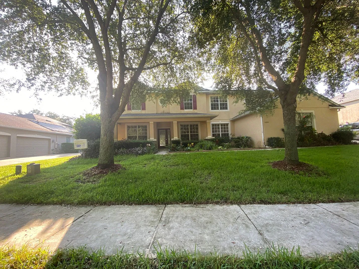 6 Bedroom 4.5 Bath Pool home in Apopka for RENT! — Photo 1