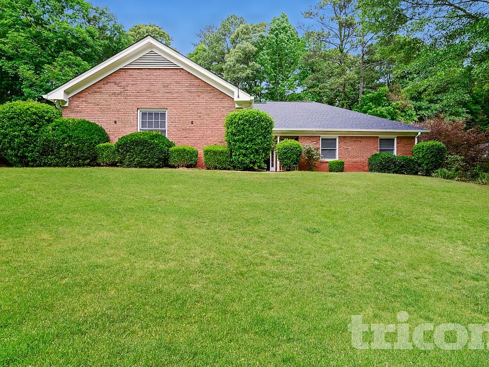 1st image of 350 Bridgewood Dr SE