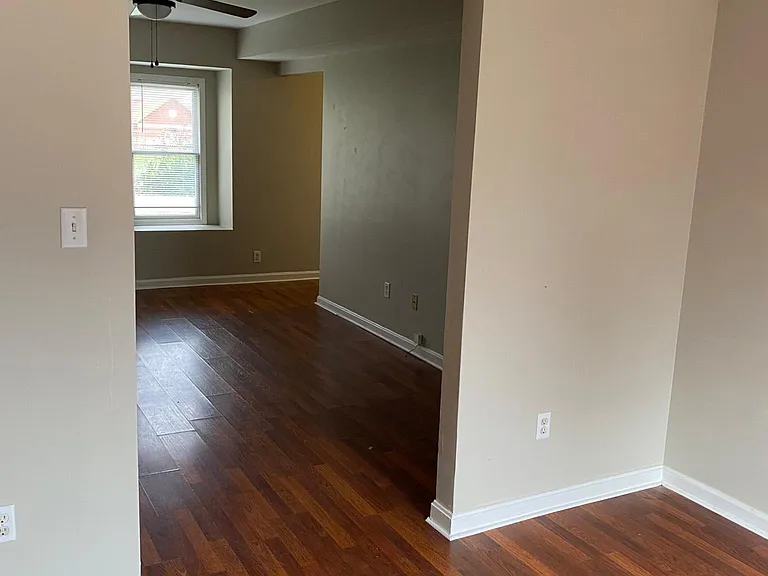 1703 Military Ave — Photo 7