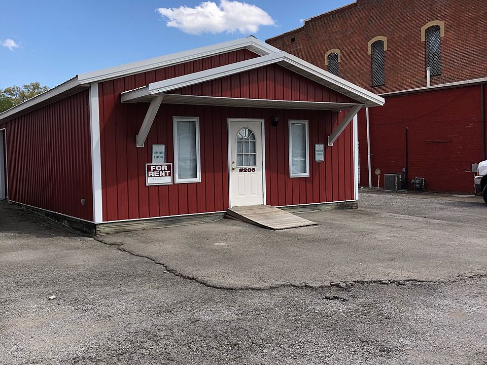 1st image of 206 N Division St #1