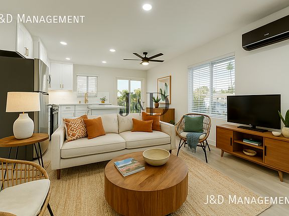 3rd image of 4575 Kensington Dr APT 5