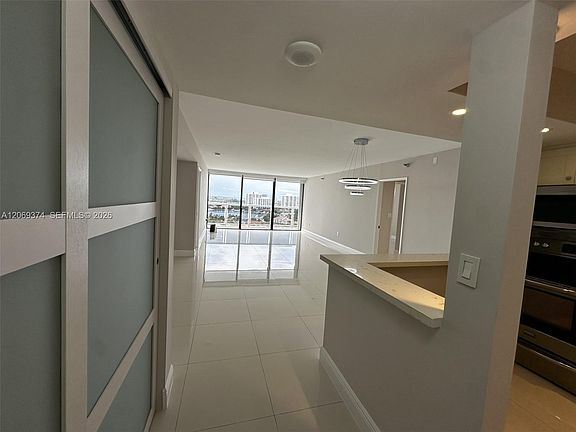 4th image of 20515 E Country Club Dr APT 1749