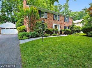 8013 Lilly Stone Dr, Bethesda, MD 20817