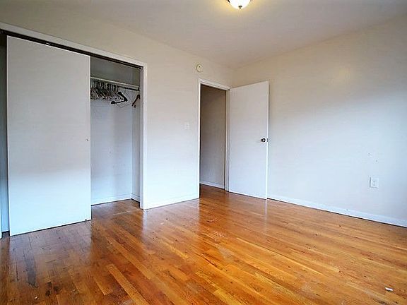 2nd image of 41 Underhill Ave #3