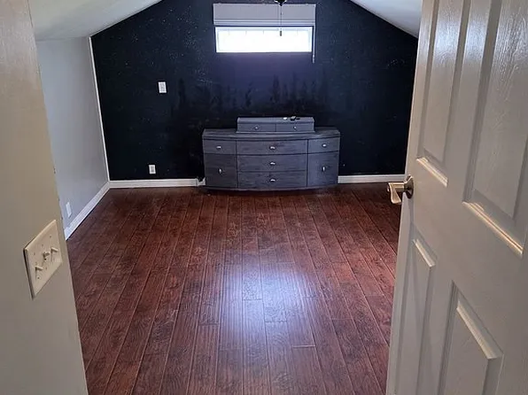 434 E Fords Ferry Rd, Cave In Rock, IL 62919