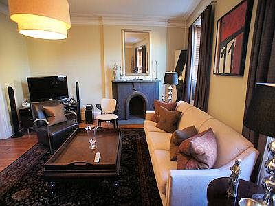 1st image of 18 Abingdon Sq APT 8