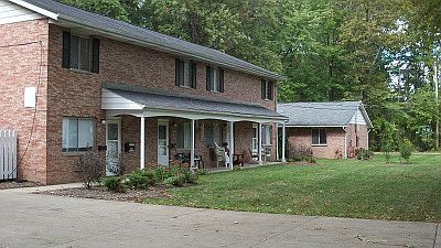 4th image of 482 Brentwood Ave