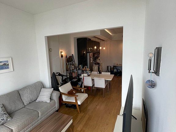 3rd image of 41-21 28th St #9N