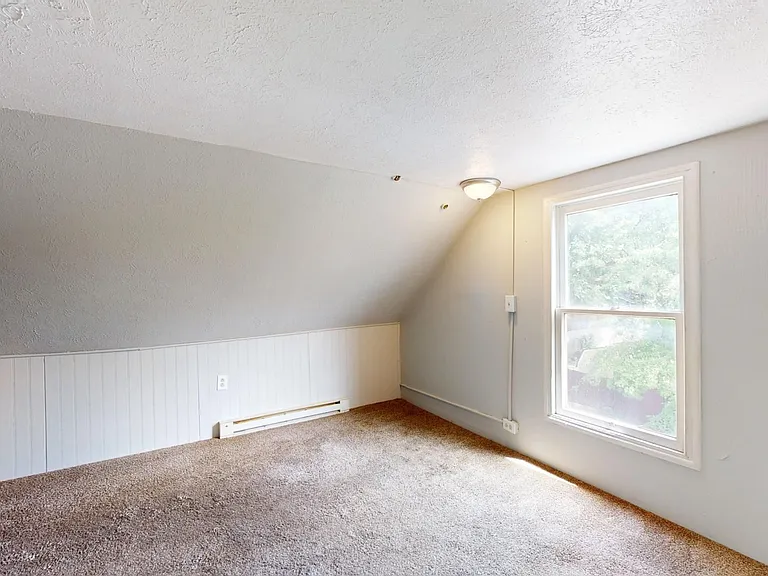 3339 W 84th St — Photo 6
