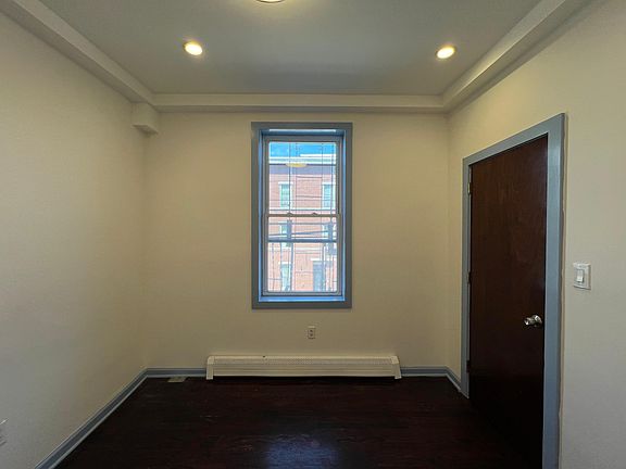 3rd image of 93 Grant Ave #3E