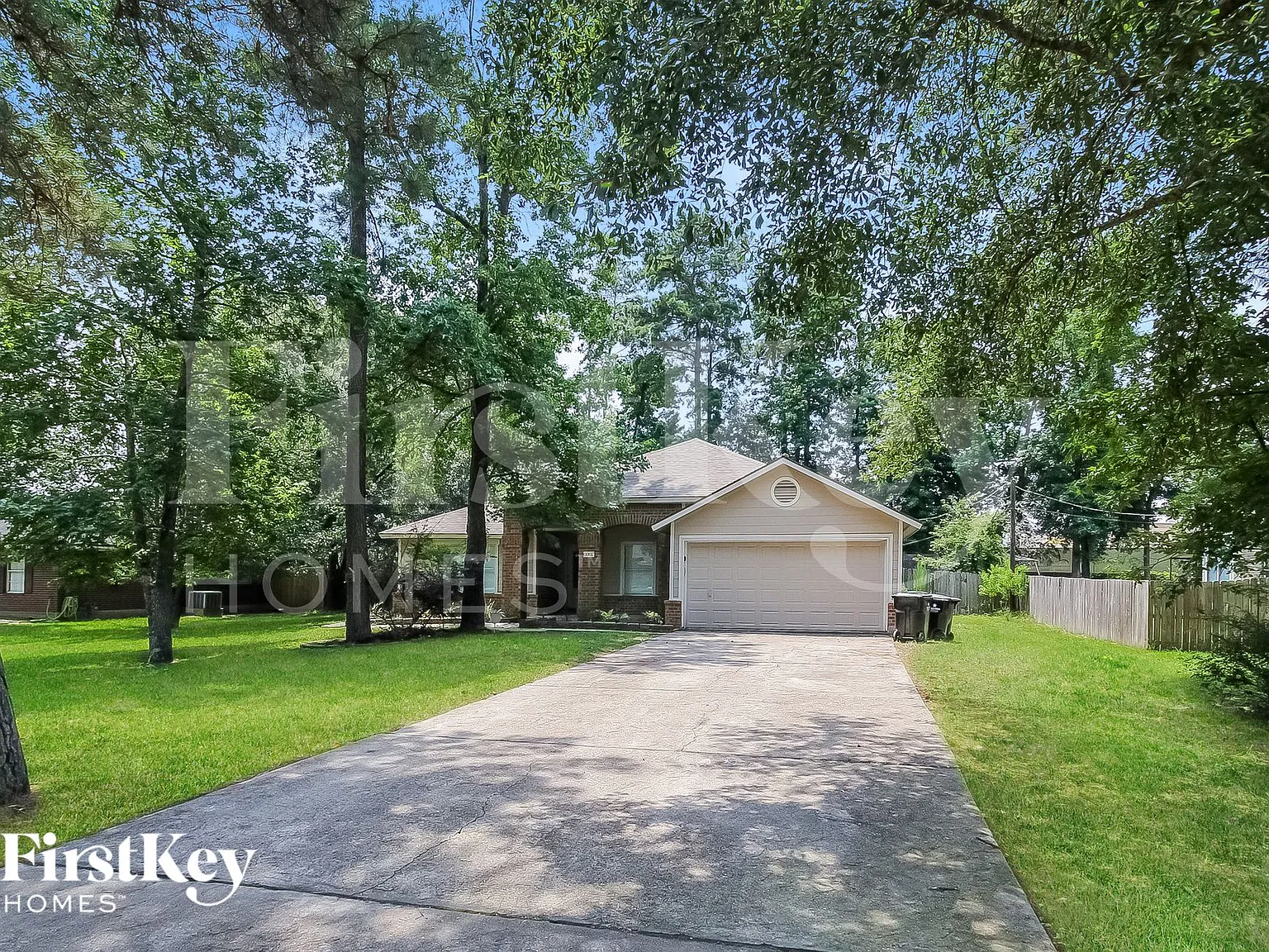 3 bed, 2.0 bath, 2162 sqft, $2,580 — Photo 1