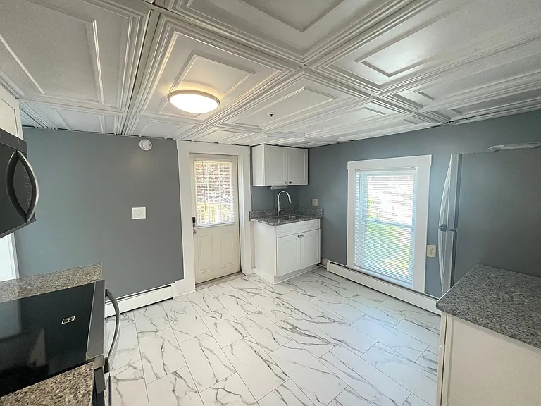 44 Main St #3 — Photo 2