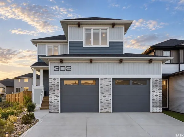 302 Chelsom MANOR, Saskatoon, SK S7V 1R3