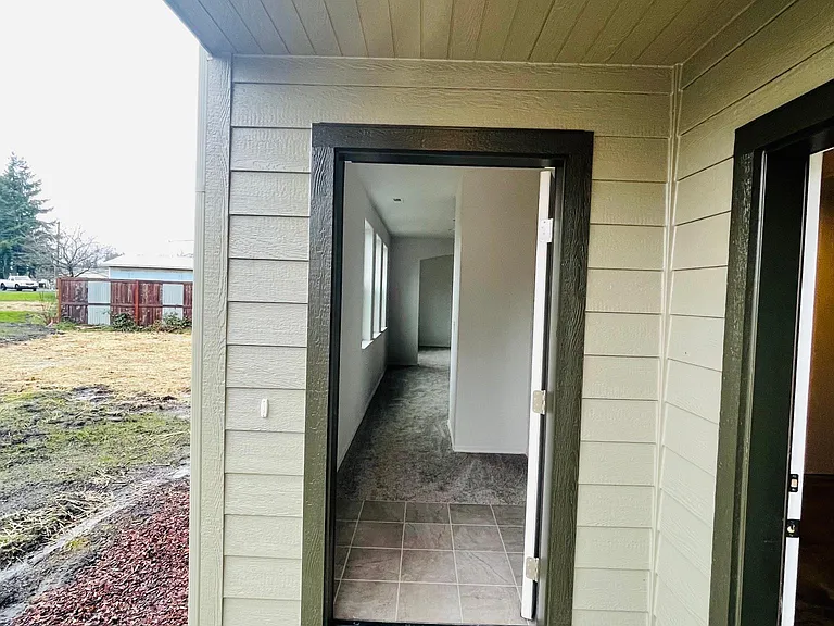 611 Koontz Rd #A — Photo 2