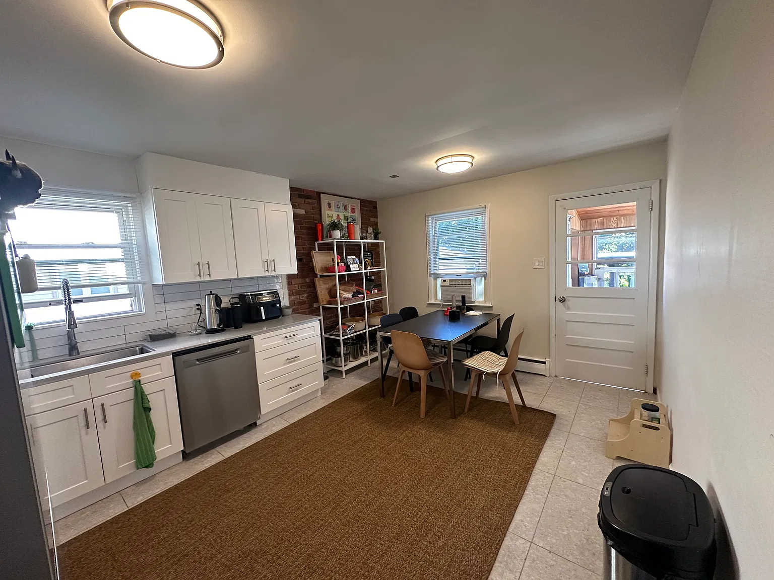 3 bed, 1.5 bath, $3,395 — Photo 4