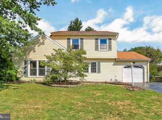 673 Cortland Dr, York, PA 17403