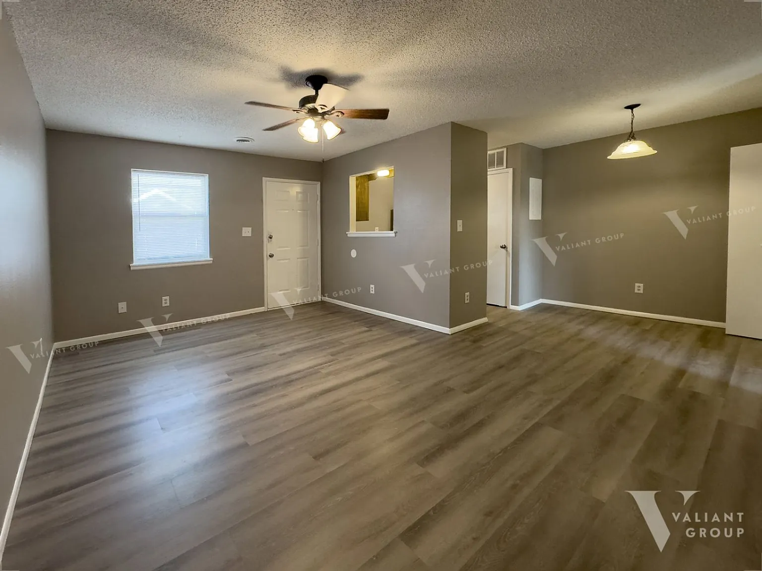 Oakwood Apartments — Photo 4