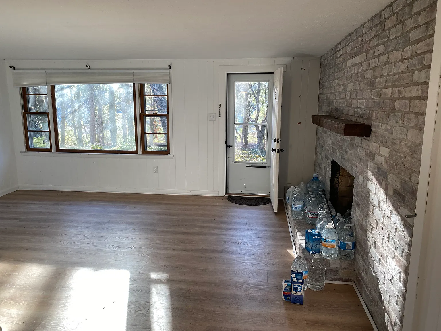 Laurel Ave, Black Mountain — Photo 2