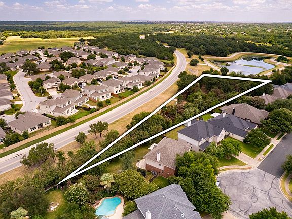 5th image of 4770 E New Hope Dr