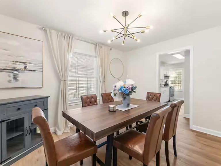 1692 S Olympian Way SW — Photo 6