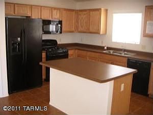 2nd image of 702 W Calle Marojo