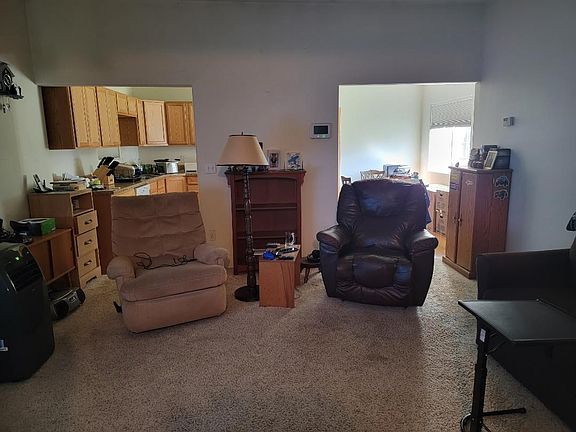 2nd image of 224 1st Ave SE