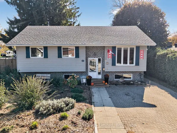 7 Batteaux Rd, Clearview, ON L9Y 3Z1