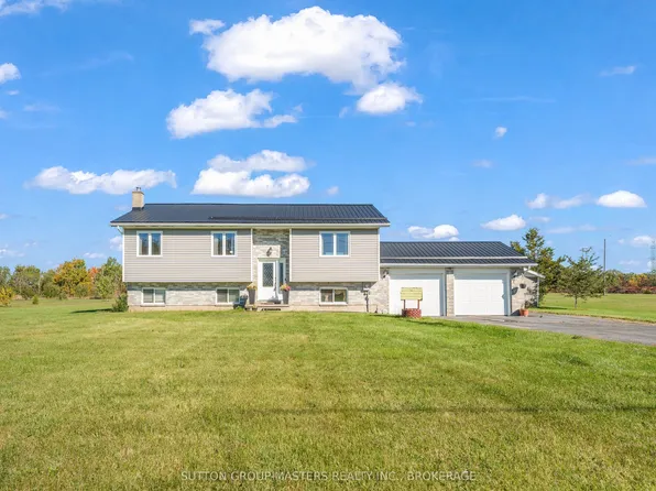 3358 Scanlan Rd, South Frontenac, ON K0H 1V0