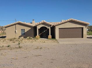 5455 Maura Ln, Las Cruces, NM 88012