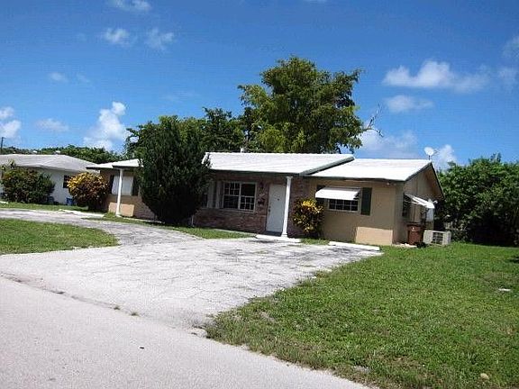 2nd image of 1416 SE 3rd Ter