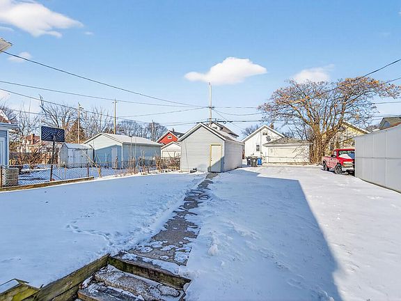 4th image of 1948 12th STREET