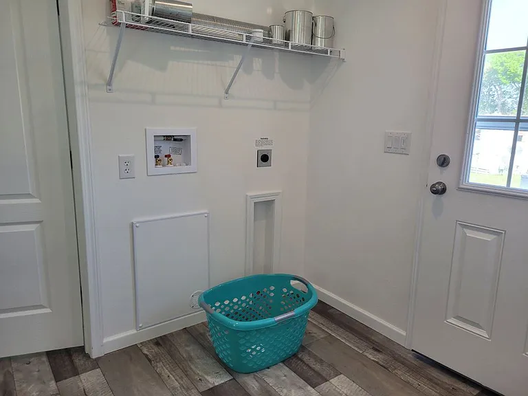 5548 Annette St #52 — Photo 19