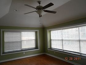 5th image of 9385 Sweetbriar Cir