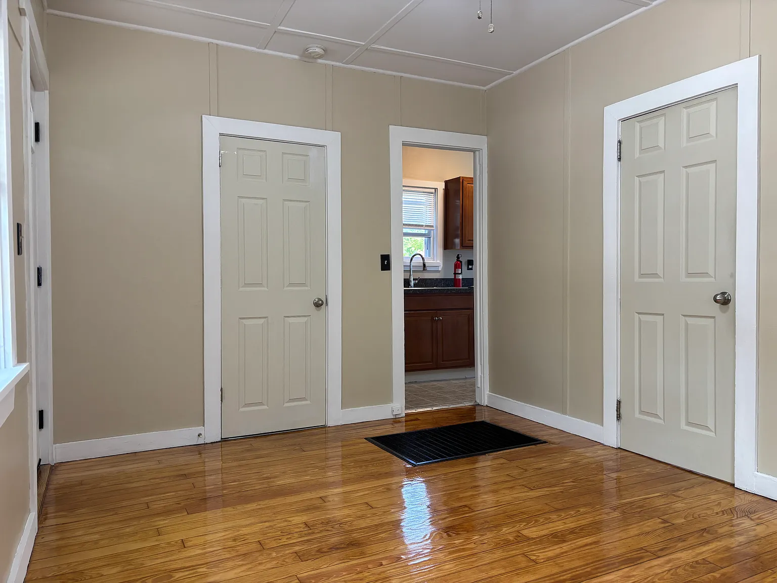 1 bed, $1,700 — Photo 3